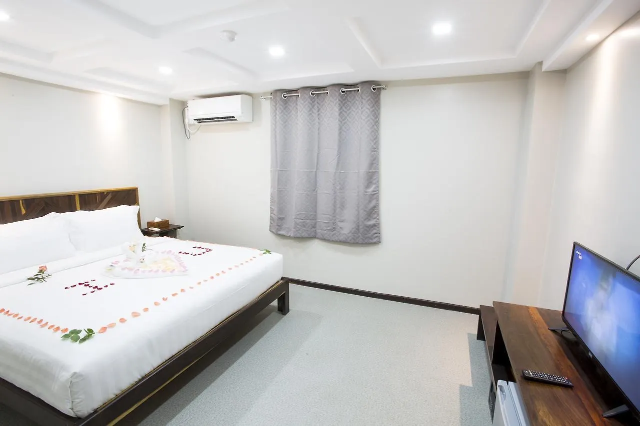 Tristar Hotel Yangon