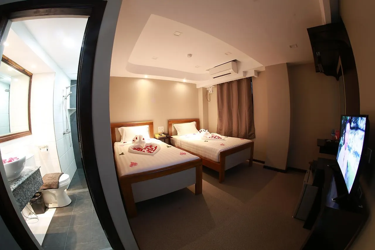 Tristar Hotel Yangon 3*,  Myanmar