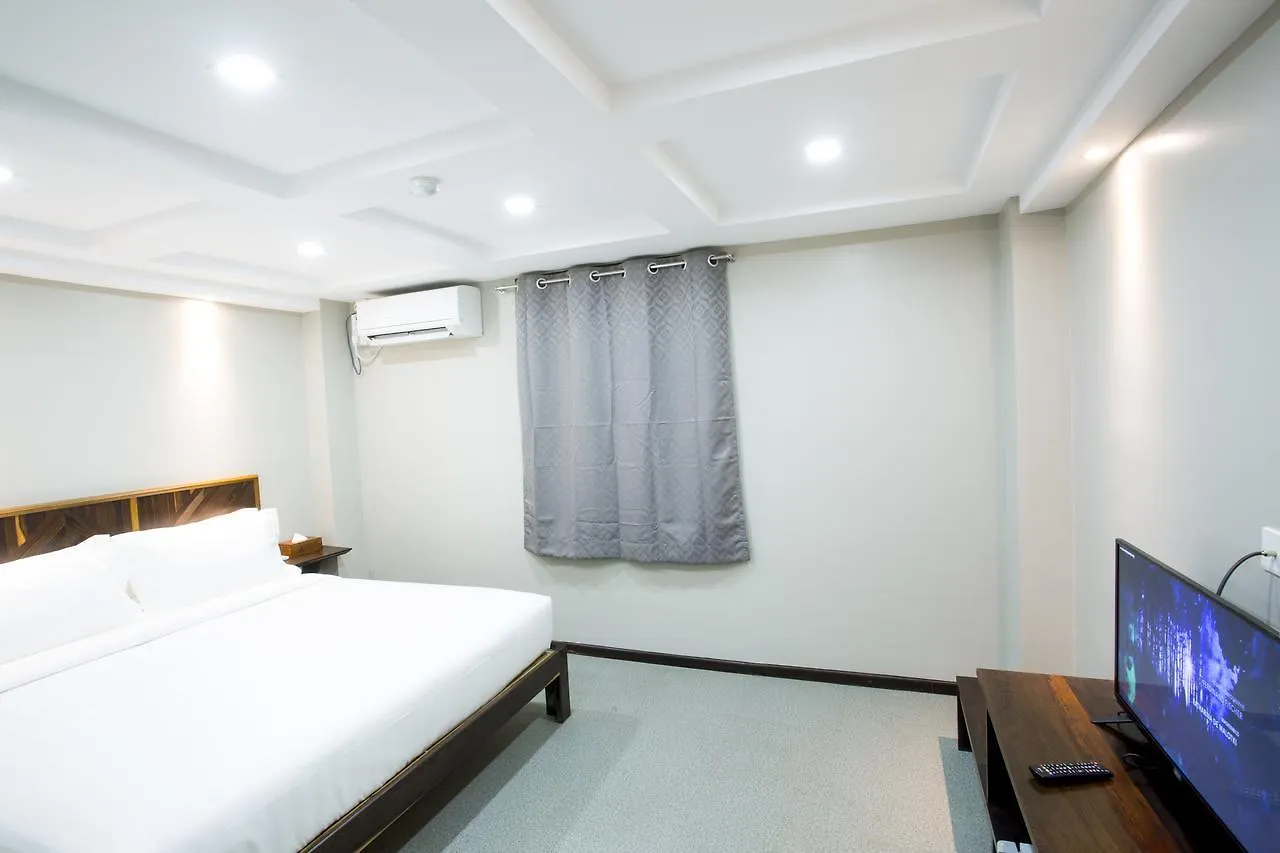 Tristar Hotel Yangon