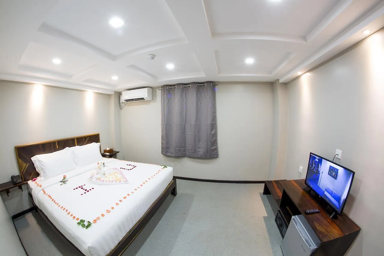 Tristar Hotel Yangon 3*,  Myanmar