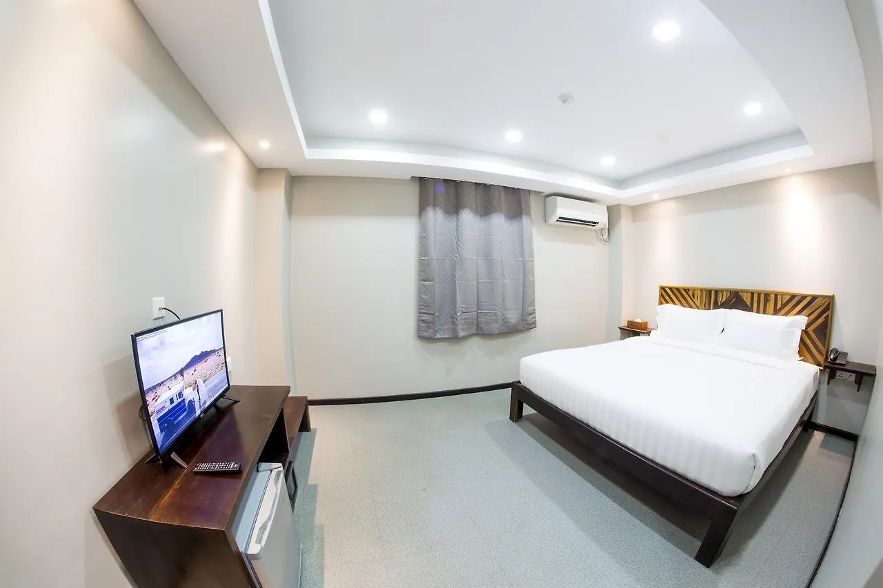 Tristar Hotel Yangon