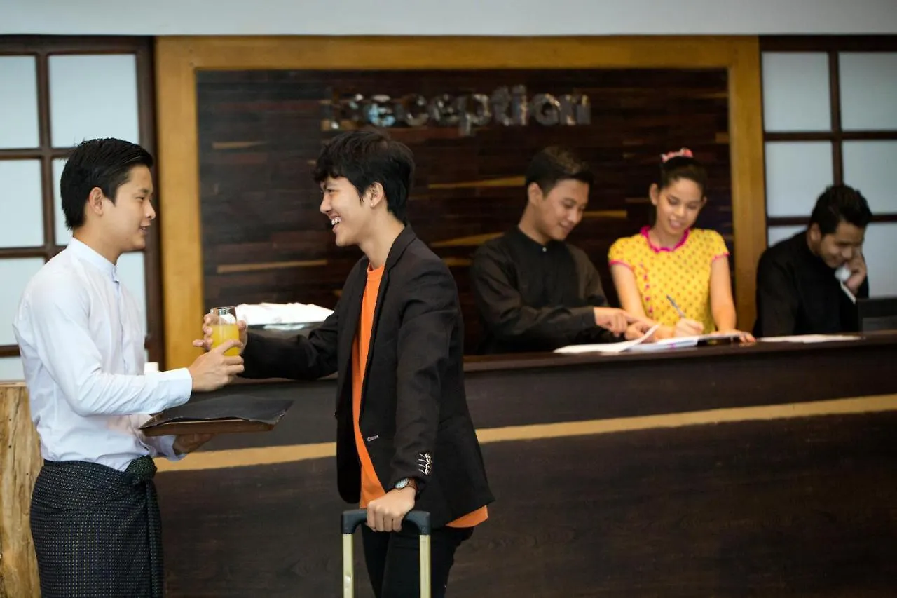 Tristar Hotel Yangon